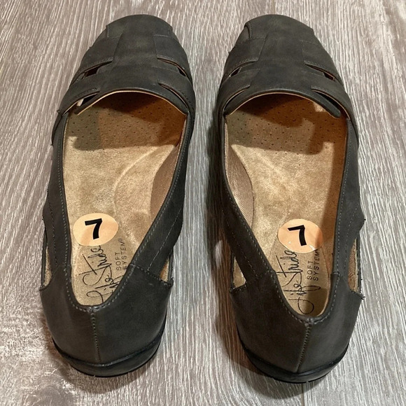 Life Stride Dee Slip on Flats 7 - Picture 3 of 9